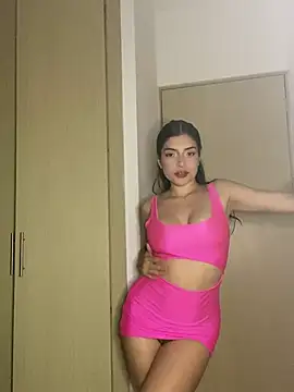 dakota le online show from February 2025 11:43:02 PM