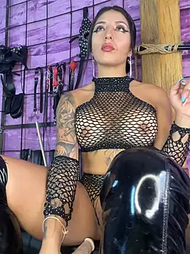 Snapshot of alexia_aitanaa_ chatting on June 2026 02:55:02 AM alexia aitanaa online show from June 2026 02:55:02 AM
