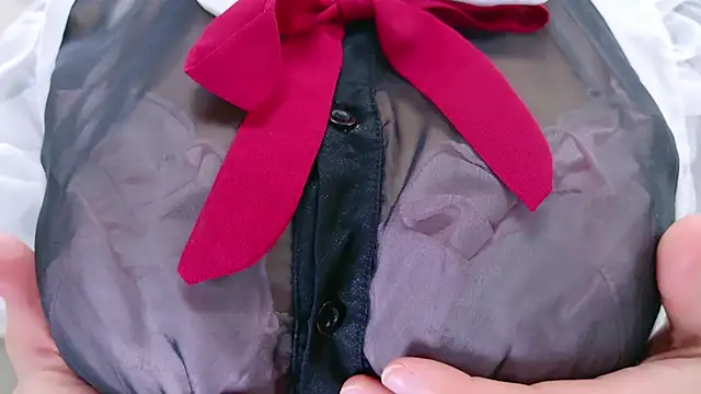 Snapshot of chihiro_ri chatting on January 2025 03:07:01 PM chihiro ri online show from January 2025 03:07:01 PM