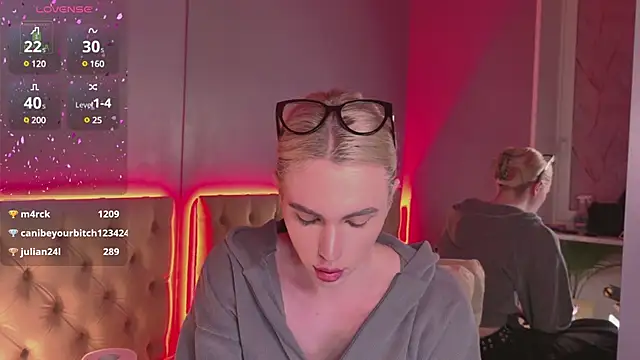 Snapshot of DanielPaige_ chatting on February 2025 07:18:02 PM DanielPaige online show from February 2025 07:18:02 PM