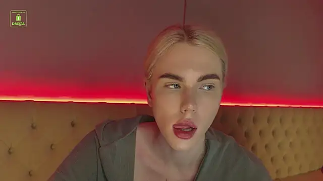 Snapshot of DanielPaige_ chatting on February 2025 03:32:01 PM DanielPaige online show from February 2025 03:32:01 PM