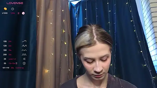 christy memeow online show from April 2026 01:16:02 PM