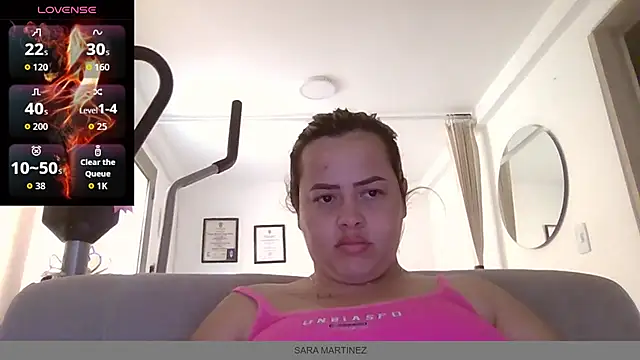 saramartinez1000 online show from April 2026 02:33:02 PM