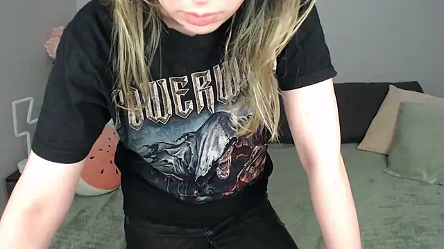 Mini Diva online show from September 2025 08:03:01 AM