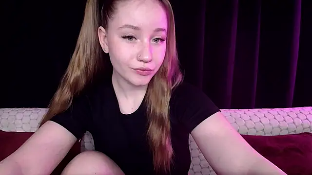 Snapshot of SindiWatsoon chatting on December 2024 06:30:02 PM SindiWatsoon online show from December 2024 06:30:02 PM