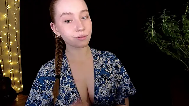 Snapshot of SindiWatsoon chatting on September 2025 12:07:01 PM SindiWatsoon online show from September 2025 12:07:01 PM