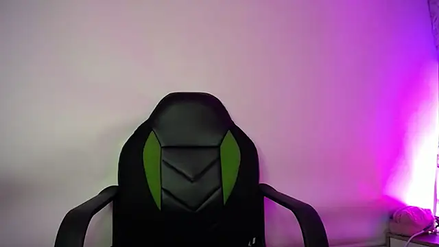 luly pink online show from September 2025 03:50:02 AM