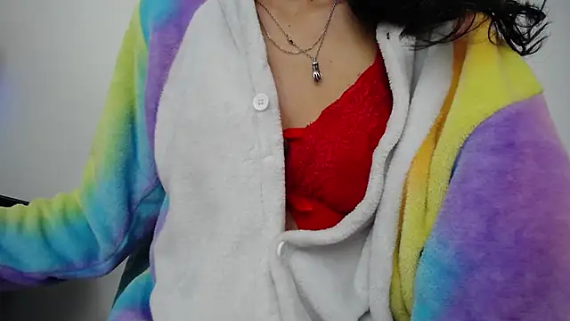 luly pink online show from April 2026 05:34:02 AM