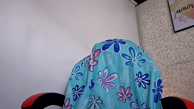 luly pink online show from July 2026 05:02:02 AM