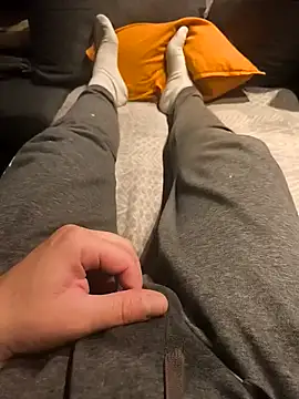 Snapshot of onbifeet chatting on December 2025 09:44:02 PM onbifeet online show from December 2025 09:44:02 PM