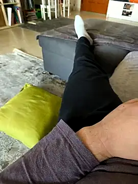 Snapshot of onbifeet chatting on January 2026 12:32:01 PM onbifeet online show from January 2026 12:32:01 PM