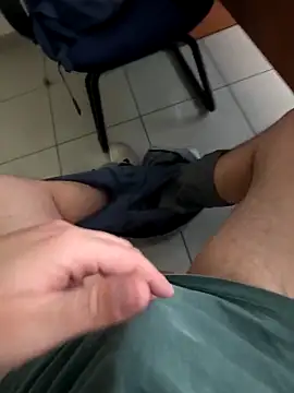 Snapshot of onbifeet chatting on March 2026 02:00:01 PM onbifeet online show from March 2026 02:00:01 PM