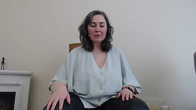 MilfGina online show from February 2025 12:31:01 PM