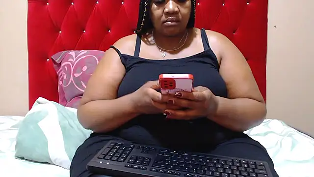 Snapshot of MIGHTYASSS chatting on January 2026 08:30:01 AM MIGHTYASSS online show from January 2026 08:30:01 AM