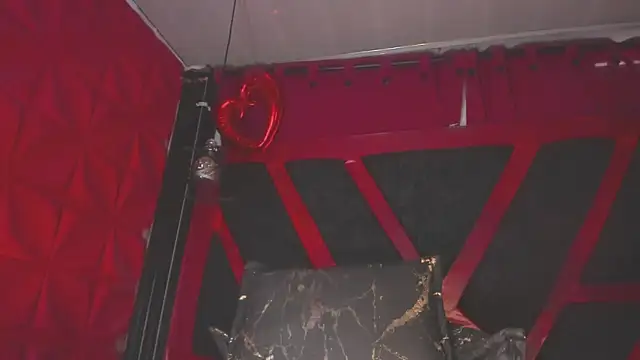 Taylor-hardcore online show from October 2025 02:39:02 PM