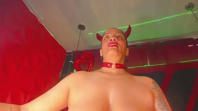 Taylor-hardcore online show from January 2026 02:54:02 PM