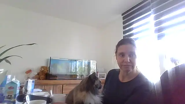 Snapshot of Mir_boobs_ chatting on November 2025 11:11:02 AM Mir boobs  online show from November 2025 11:11:02 AM