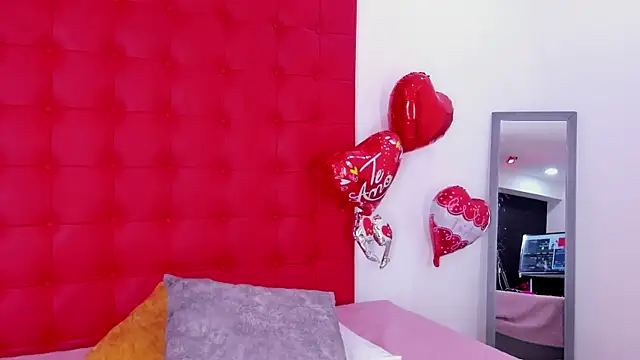 Daliana Beck online show from November 2025 08:51:01 PM