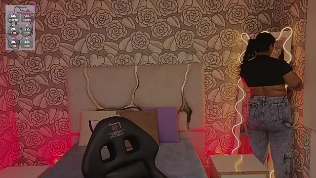 Mellani tay online show from December 2025 03:23:02 AM