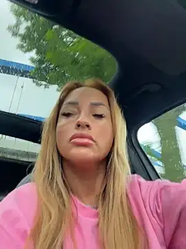 LovingBlondie online show from May 2026 05:45:02 AM