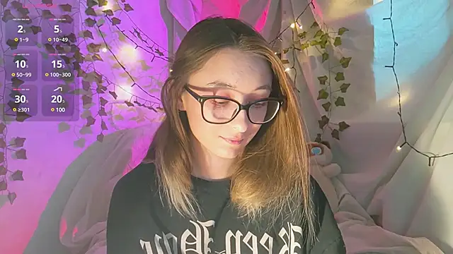 Snapshot of monlight__dana chatting on December 2024 09:18:01 AM monlight  dana online show from December 2024 09:18:01 AM