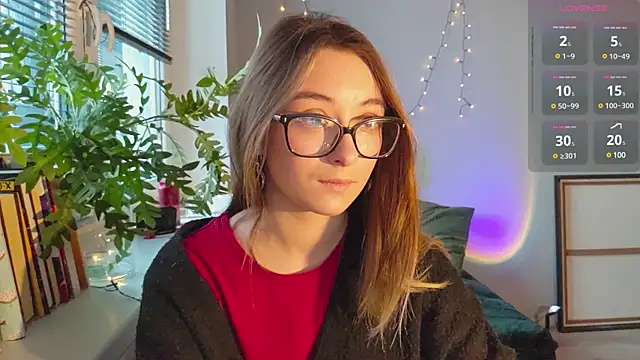 Snapshot of monlight__dana chatting on December 2024 12:12:02 PM monlight  dana online show from December 2024 12:12:02 PM