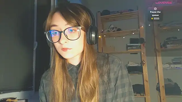 Snapshot of monlight__dana chatting on October 2025 08:40:02 PM monlight  dana online show from October 2025 08:40:02 PM