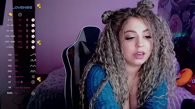  Just a queen 3 online show from January 2025 06:08:02 PM