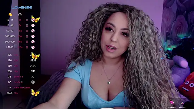  Just a queen 3 online show from February 2025 01:19:02 PM