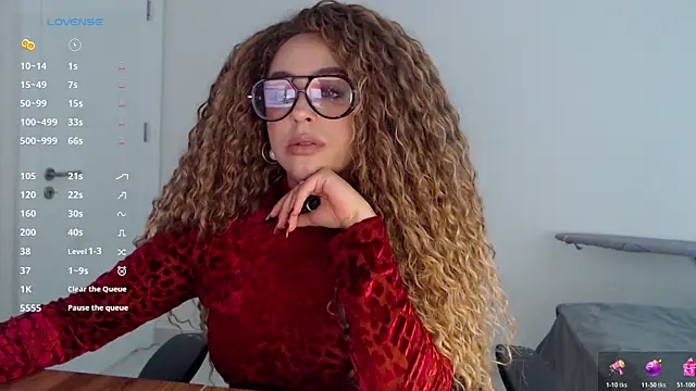  Just a queen 3 online show from February 2026 09:09:02 AM