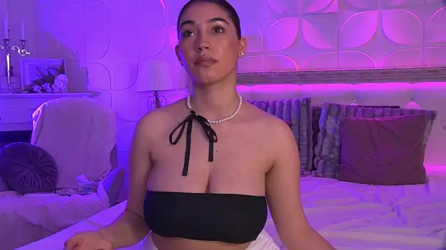 Snapshot of Amy_Sin chatting on February 2025 07:31:02 PM Amy Sin online show from February 2025 07:31:02 PM