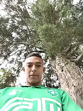 Demiansteven2 online show from October 2025 05:41:02 PM