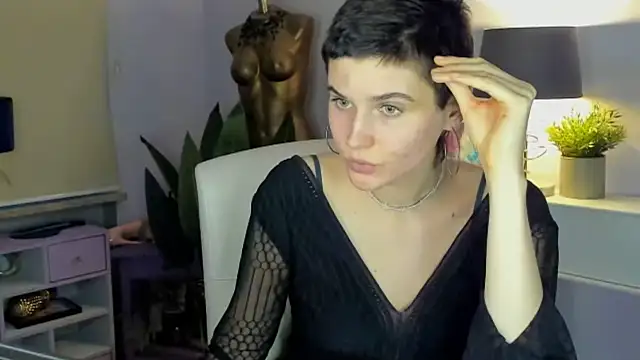 Snapshot of sarah_perfect chatting on October 2025 03:25:01 PM sarah perfect online show from October 2025 03:25:01 PM