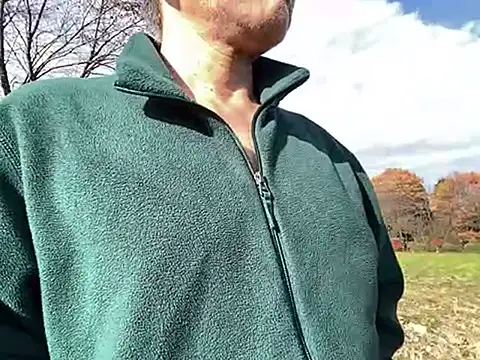 Snapshot of ge3noxxx chatting on December 2024 12:52:01 AM ge3noxxx online show from December 2024 12:52:01 AM