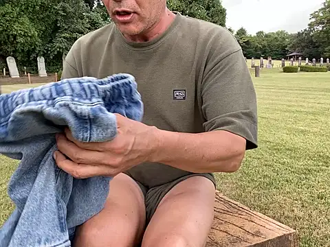 Snapshot of ge3noxxx chatting on October 2025 01:03:02 AM ge3noxxx online show from October 2025 01:03:02 AM