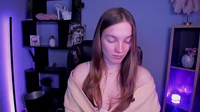 Snapshot of kenzie_x chatting on December 2024 11:14:02 AM kenzie x online show from December 2024 11:14:02 AM