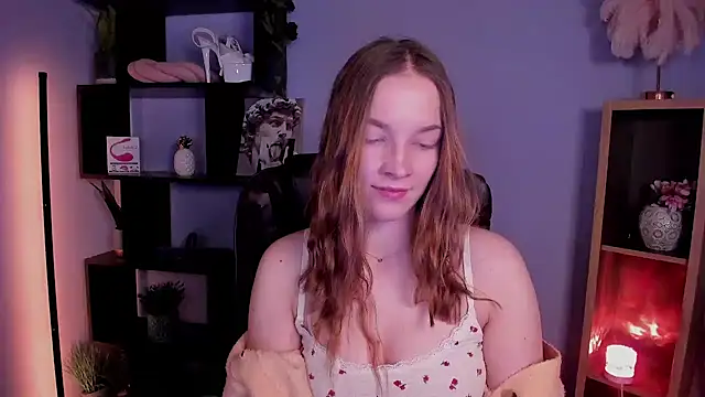 Snapshot of kenzie_x chatting on December 2024 07:29:02 AM kenzie x online show from December 2024 07:29:02 AM