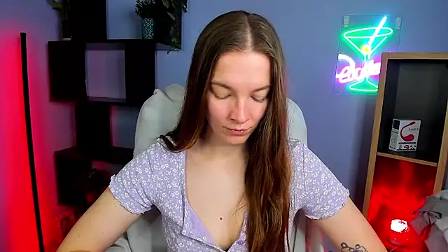 kenzie x online show from December 2025 07:49:01 AM