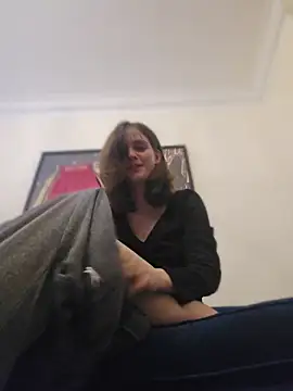 EllieDay online show from June 2026 09:02:01 PM