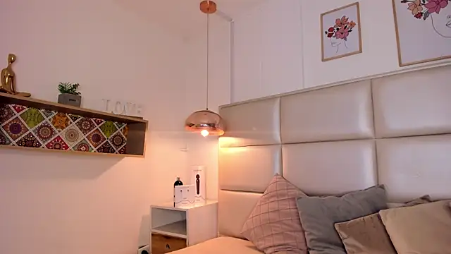 Aily Yozuko online show from February 2025 03:45:01 AM