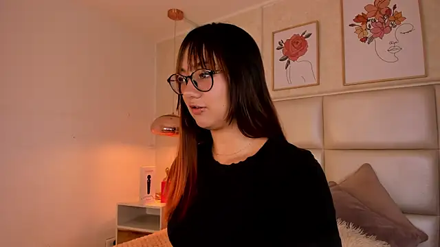 Aily Yozuko online show from September 2025 02:34:01 AM