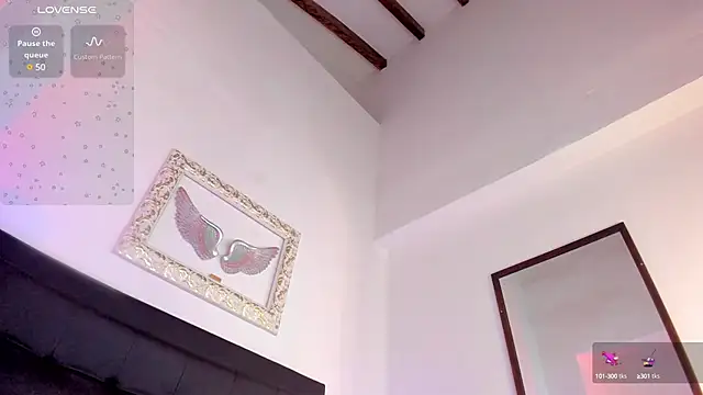 Mia 222 online show from February 2025 03:32:02 PM