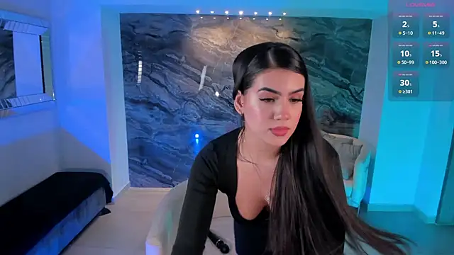 Snapshot of AngelicaVega chatting on January 2025 01:18:02 AM AngelicaVega online show from January 2025 01:18:02 AM