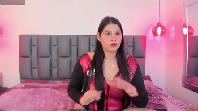 brithanyadams23 online show from February 2025 06:21:01 AM