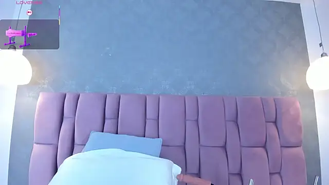 brithanyadams23 online show from March 2025 08:39:01 AM