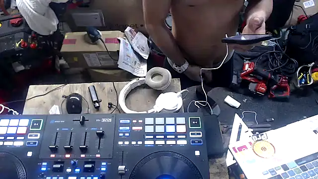 Snapshot of tongueispowerr6d9 chatting on January 2025 09:57:02 PM tongueispowerr6d9 online show from January 2025 09:57:02 PM