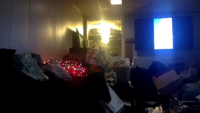 Snapshot of tongueispowerr6d9 chatting on February 2026 08:53:01 PM tongueispowerr6d9 online show from February 2026 08:53:01 PM