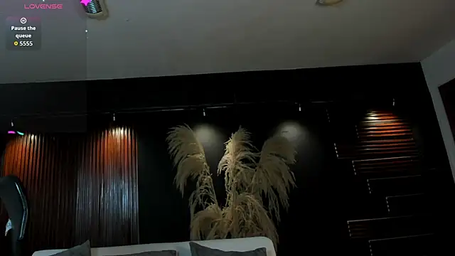 IsabellaaJoness online show from October 2025 02:16:01 PM