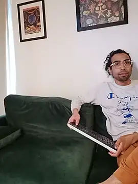 Redfloweer1 online show from September 2025 12:38:02 PM