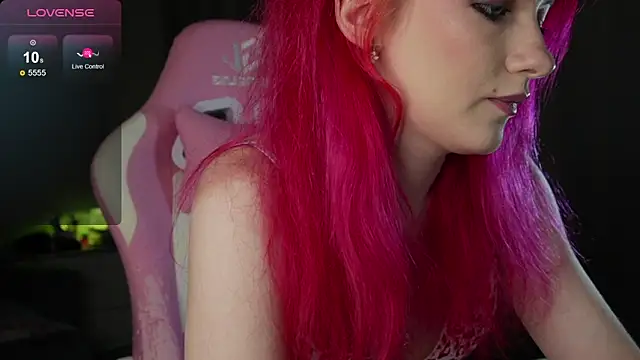 joyhannahh online show from November 2025 01:22:02 PM